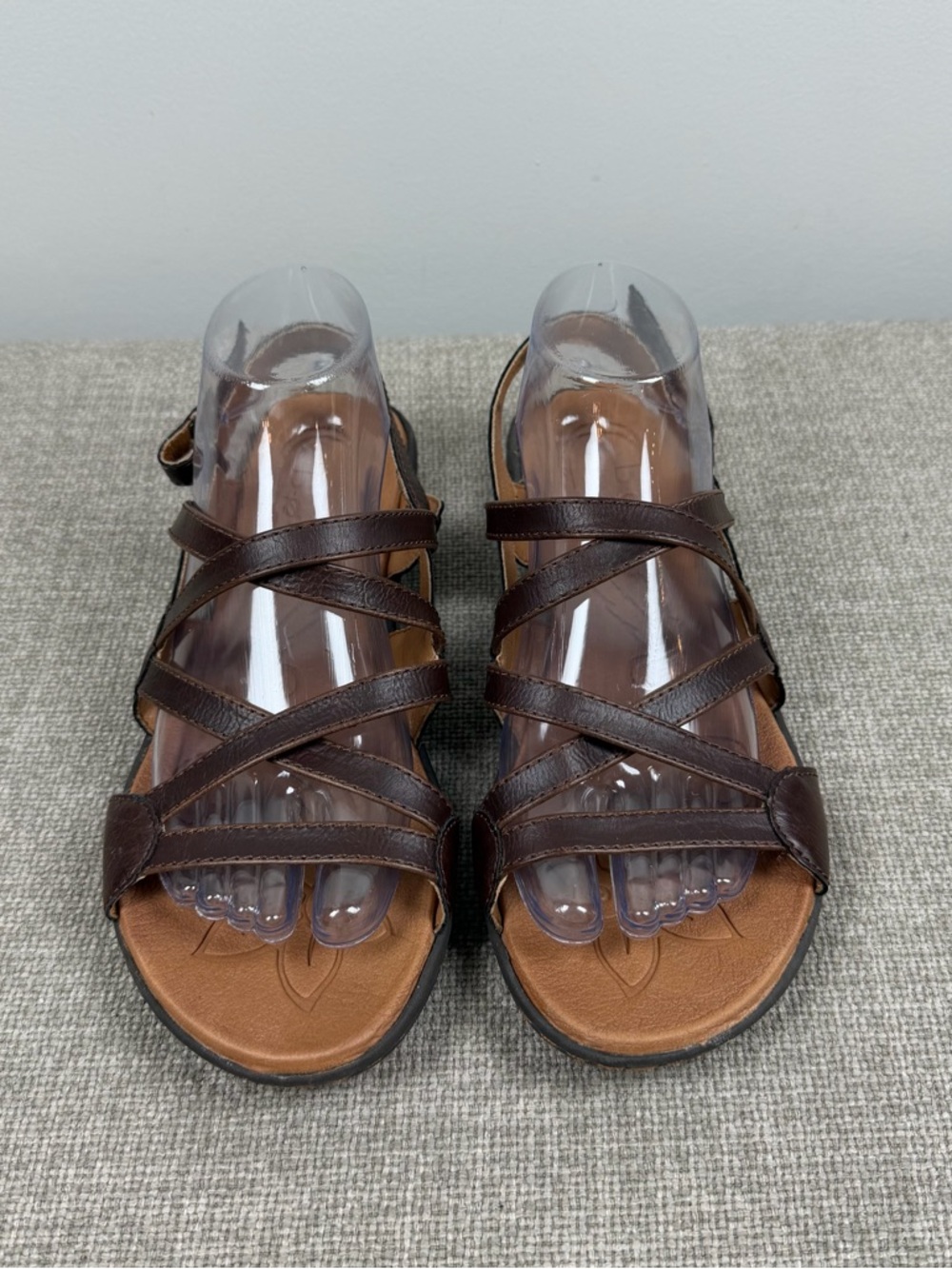 BOC Born Sandals Women’s 9 Altheda Criss Cross Strappy Brown Flats Comfort Boho